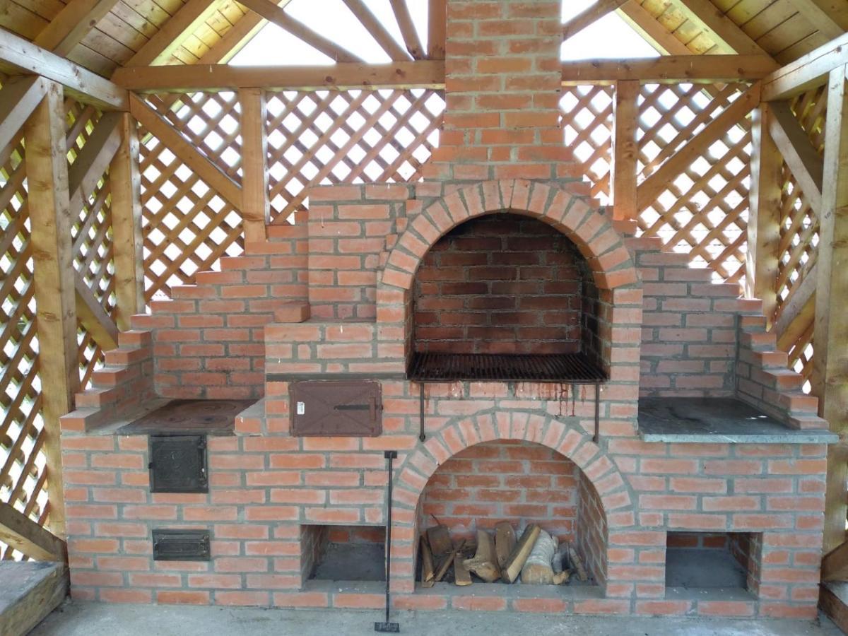 Casa Alesi Villa Dragoslavele Luaran gambar