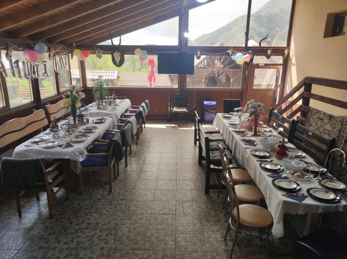 Casa Alesi Villa Dragoslavele Luaran gambar
